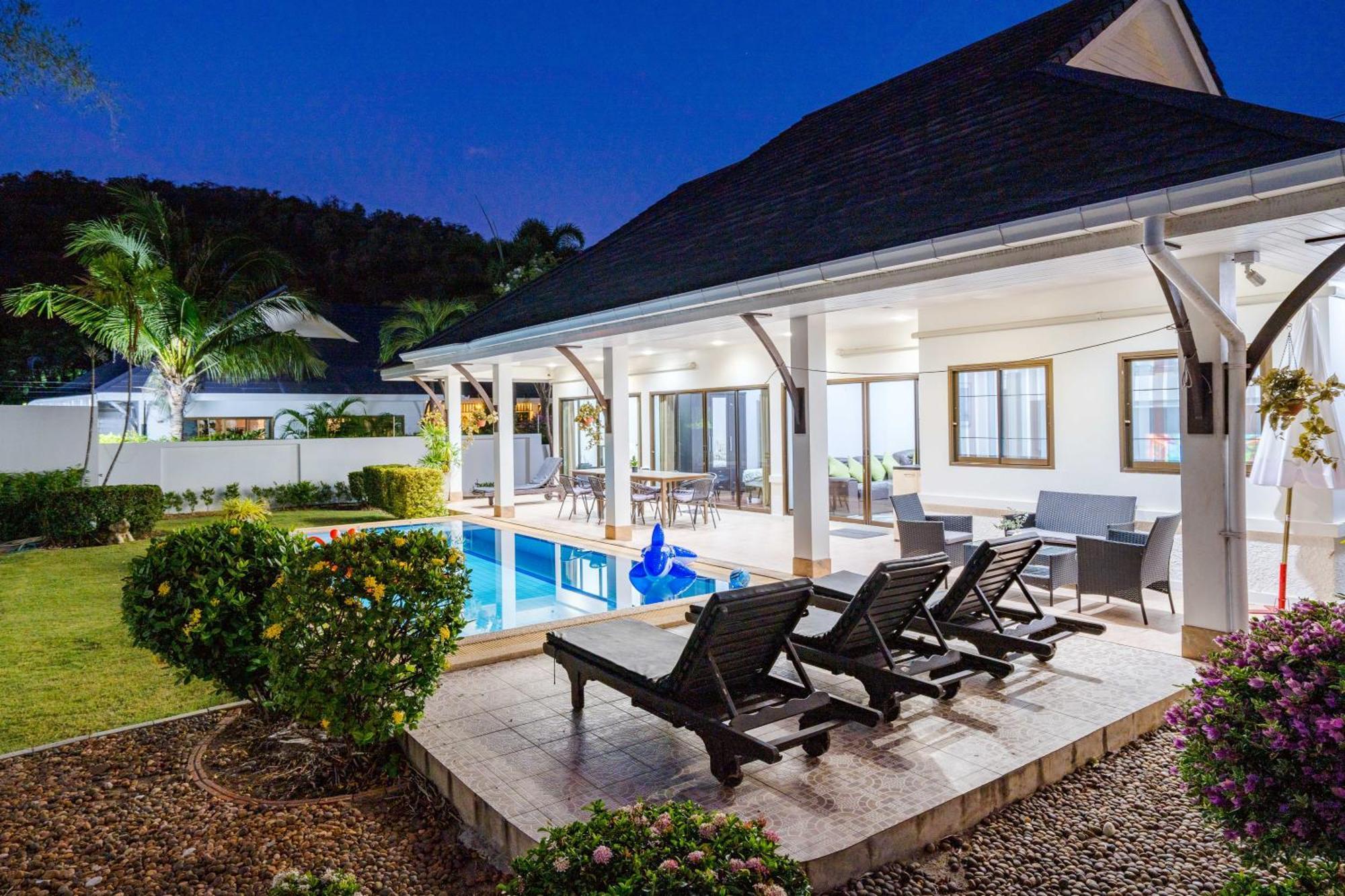 Holiday home The Heights 1 Soi Village The Heights 1, Hin Lek Fai Subdistrict, District, Prachuap Khiri Khan 77110 Thailand