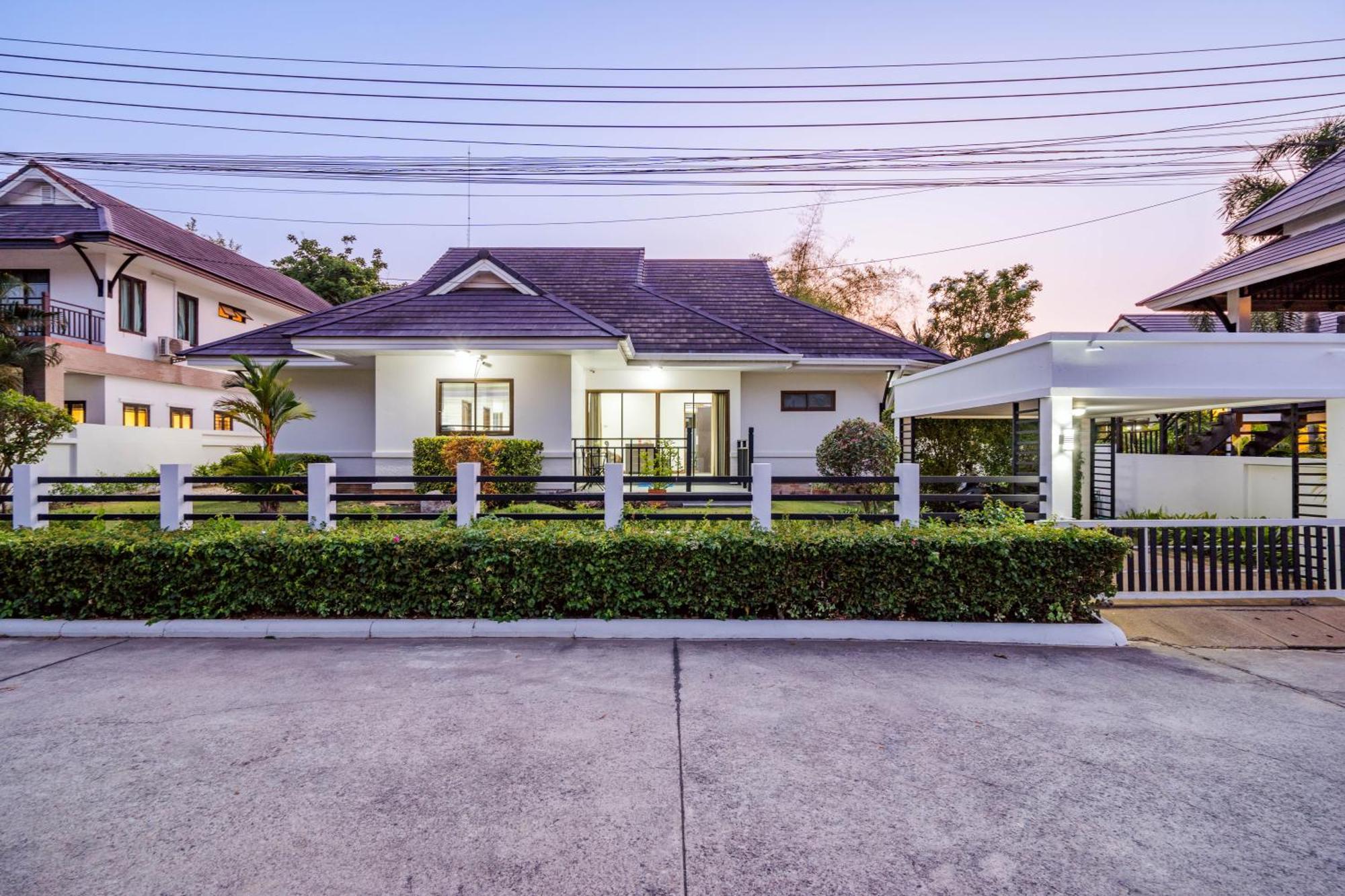 Holiday home The Heights 1 Soi Village The Heights 1, Hin Lek Fai Subdistrict, District, Prachuap Khiri Khan 77110 Thailand