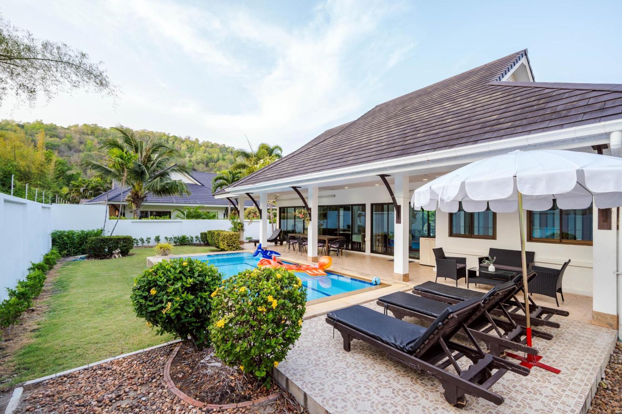 Holiday home The Heights 1 Soi Village The Heights 1, Hin Lek Fai Subdistrict, District, Prachuap Khiri Khan 77110 Thailand *