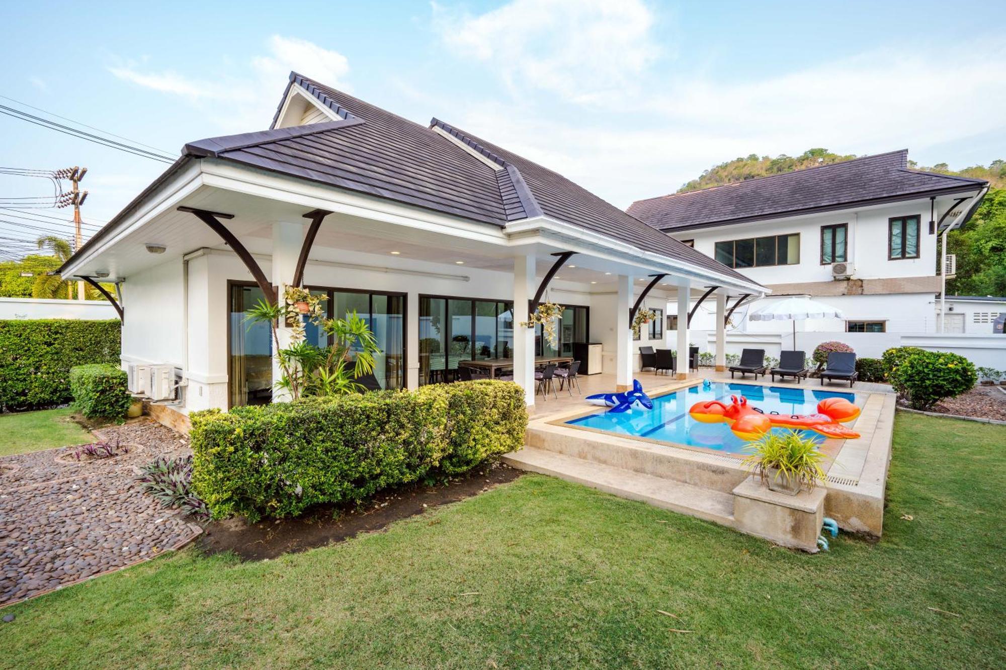 Holiday home The Heights 1 Soi Village The Heights 1, Hin Lek Fai Subdistrict, District, Prachuap Khiri Khan 77110 Thailand *