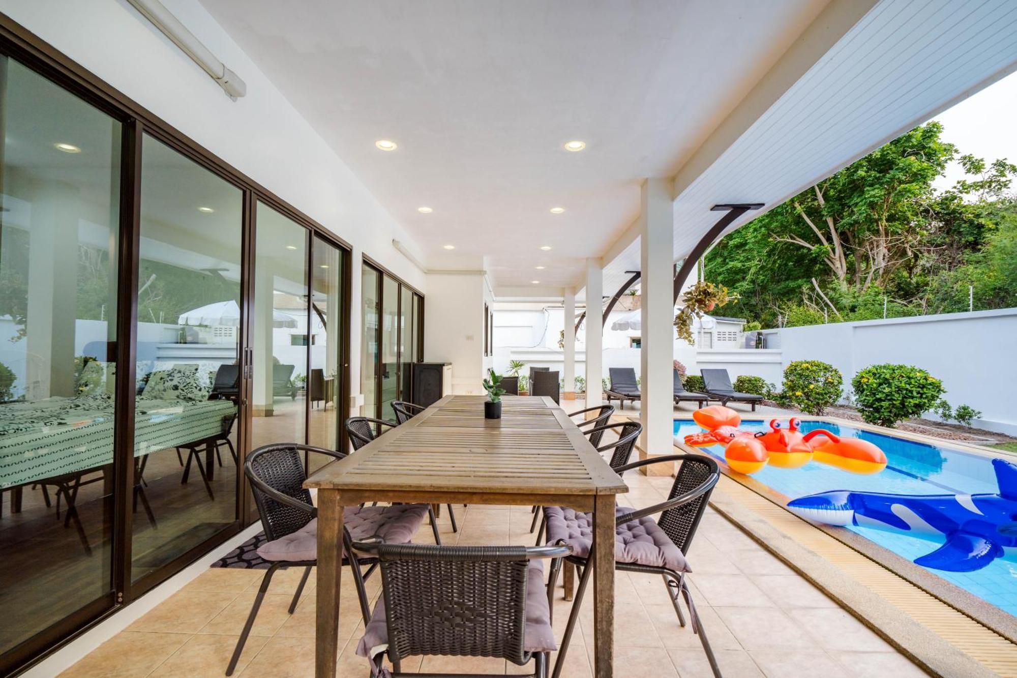 The Heights 1 Soi Village The Heights 1, Hin Lek Fai Subdistrict, District, Prachuap Khiri Khan 77110 Thailand